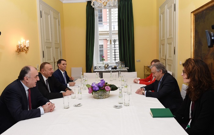 Präsident Ilham Aliyev trifft mit Uno-Generalsekretär 